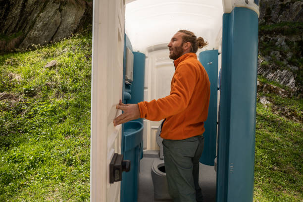 Best Portable restroom trailer rental  in Ridgewood, NJ